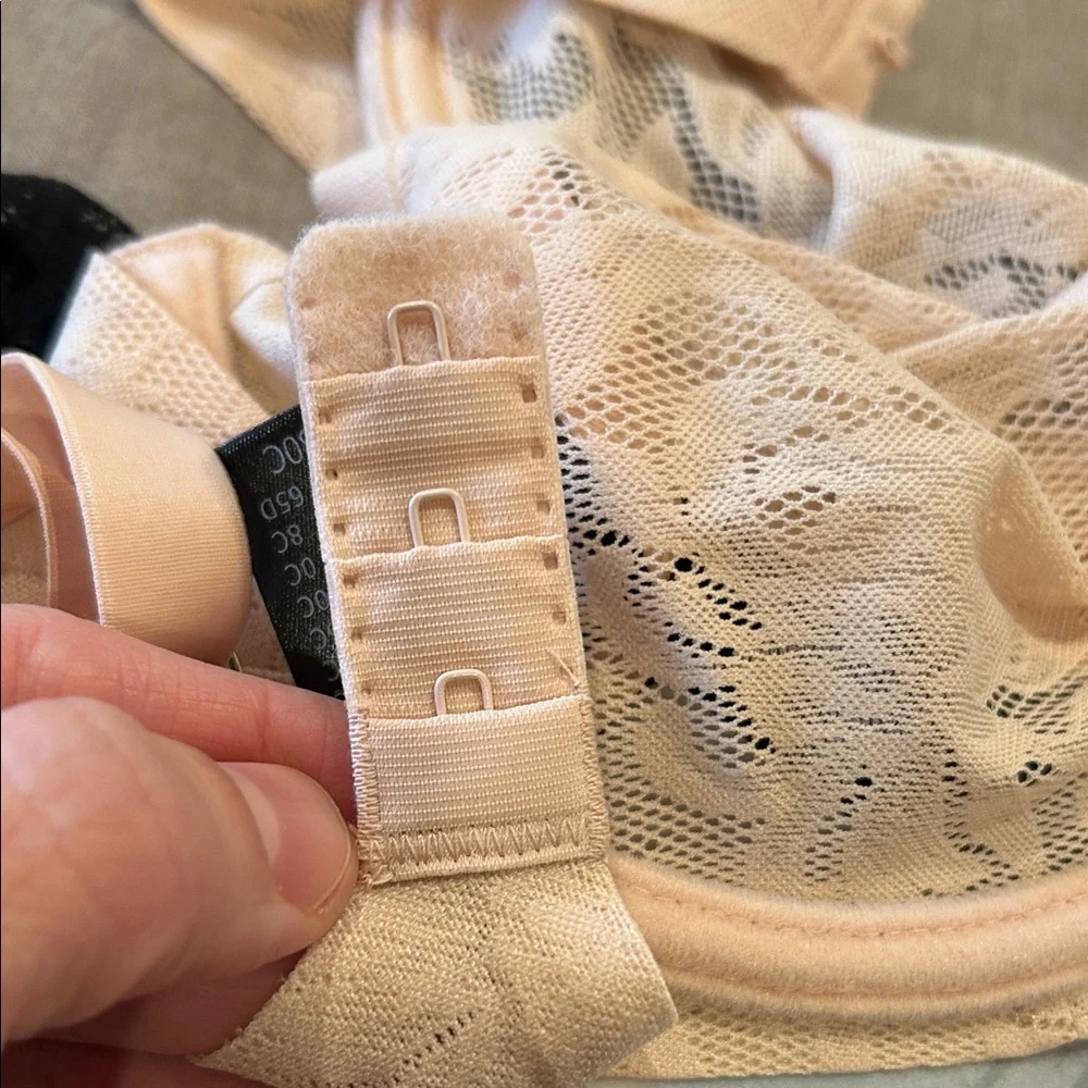 Natori Black and Light Pink Lace Bras 30C NWT - Picture 9 of 10